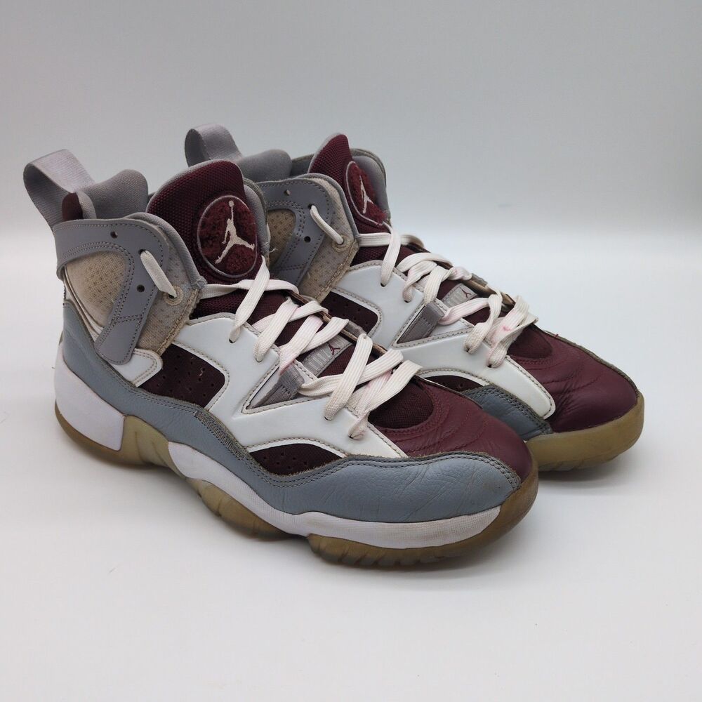 Nike Air Jordan Jumpman Two Trey White Cherrywood Red DO1925-103 Mens SIZE 9